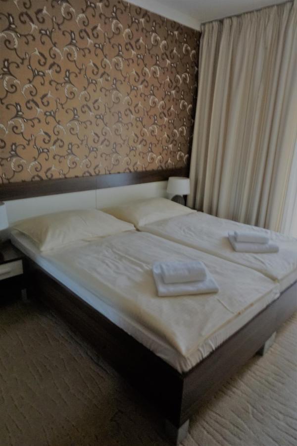 Penzion Villa Rajecké Teplice Extérieur photo